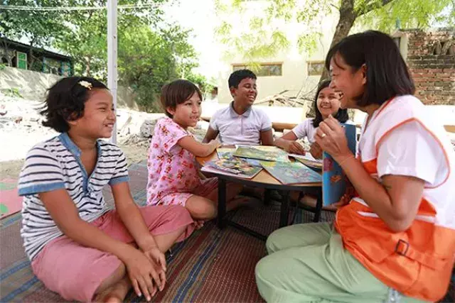 Study aid for earthquake-affected children