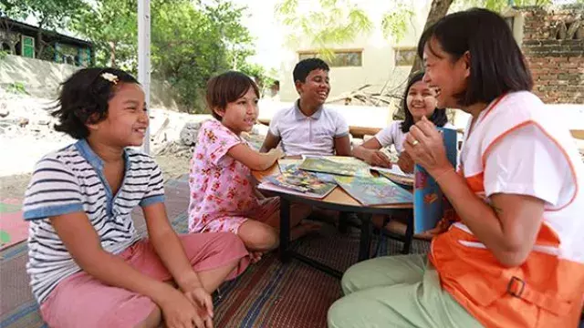 Study aid for earthquake-affected children